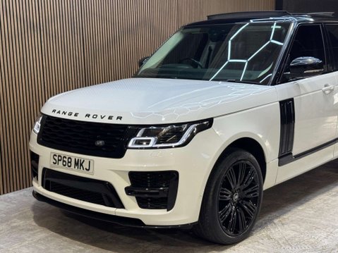 Land Rover Range Rover 3.0 Range Rover Vogue SDV6 Auto 4WD 5dr 35