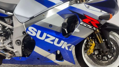 Suzuki GSX-R GSXR 1000 2002 33K NEW MOT VERY CLEAN CLASSIC 1000CC SPORTS BIKE 24