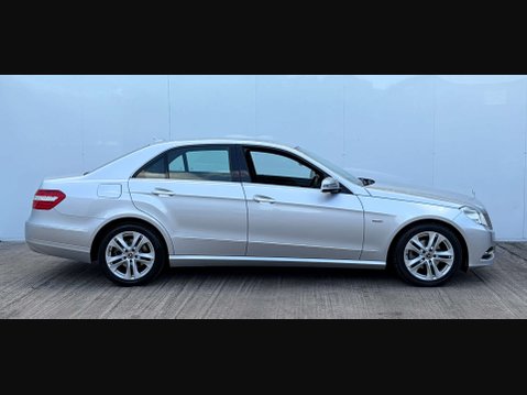 Mercedes-Benz E Class 2.1 E220 BlueEfficiency AvantGarde CDi Auto 4dr 12