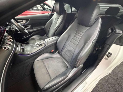 Mercedes-Benz E Class 2.0 E300 GPF AMG Line Coupe 2dr Petrol G-Tronic+ Euro 6 (s/s) (245 ps) 31