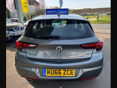 Vauxhall Astra 1.6 CDTi BiTurbo Elite Nav Euro 6 (s/s) 5dr 6
