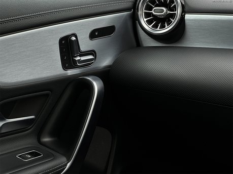 Mercedes-Benz CLA Class CLA 220 AMG LINE PREMIUM PLUS 58