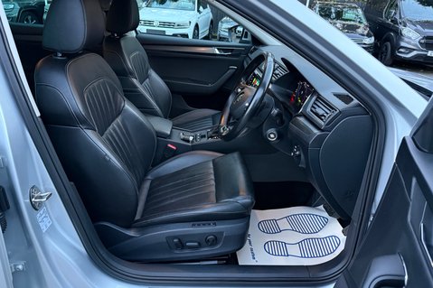Skoda Superb SE L IV DSG PLUG IN HYBRID -ONE OWNER -FULL SERVICE HISTORY 15
