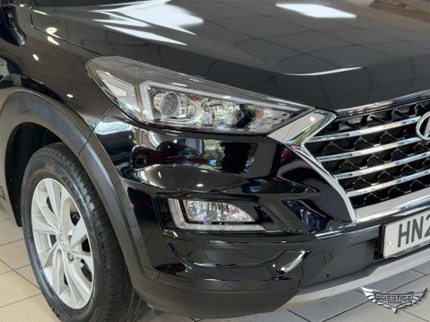Hyundai TUCSON 1.6 CRDi MHEV SE Nav Euro 6 (s/s) 5dr 15
