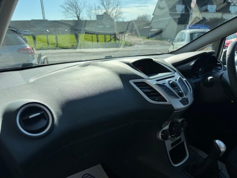 Ford Fiesta 1.25 Edge 5dr 30