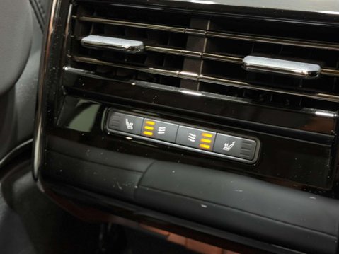 Land Rover Range Rover Sport 3.0 P440e 38.2kWh SE SUV 5dr Petrol Plug-in Hybrid Auto 4WD Euro 6 (s/s) (4 38