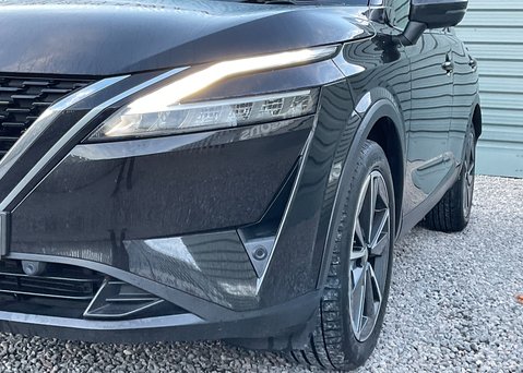 Nissan Qashqai DIG-T TEKNA MHEV 5