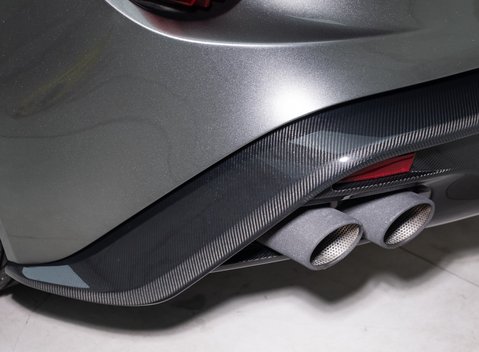 Aston Martin Vanquish ZAGATO 40