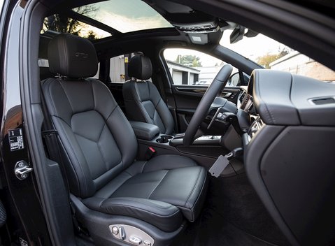 Porsche Macan GTS 12