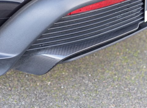 Porsche Taycan Turbo S 32