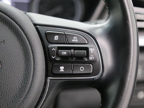 Kia Niro 1.6 GDi 2 DCT Euro 6 (s/s) 5dr 12