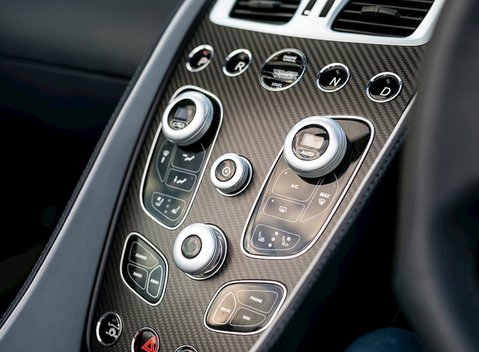 Aston Martin Zagato Vanquish Volante 25