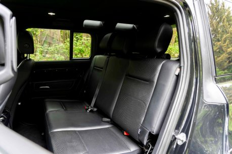 Land Rover Defender 110 HARD TOP SE. VAT Q. REAR SEAT CONVERSION. 22S. HUD. 6