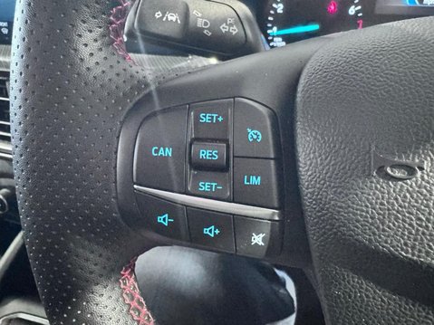 Ford Focus 1.0T EcoBoost ST-Line Euro 6 (s/s) 5dr 19