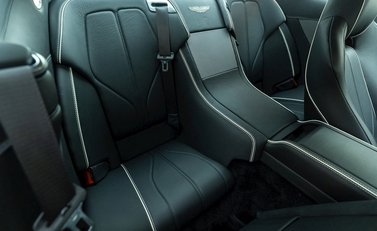 Aston Martin Virage 12