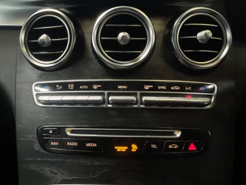 Mercedes-Benz GLC 2.1 GLC 250 D 4Matic AMG Line Auto 4WD 5dr 26
