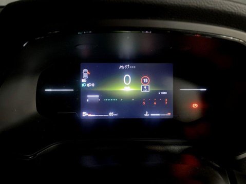 Renault Captur 1.2 TCe evolution SUV 5dr Petrol Manual Euro 6 (s/s) (115 ps) Alloys - Air 13