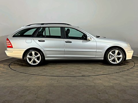Mercedes-Benz C Class C180 KOMPRESSOR CLASSIC SE AUTOMATIC 5
