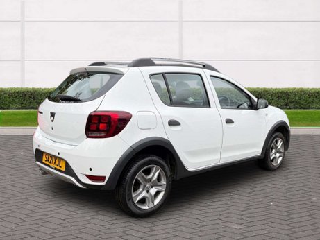 Dacia Sandero 0.9 Sandero Stepway Comfort TCe 5dr 4