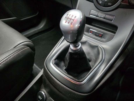 Ford Fiesta 1.6T EcoBoost ST-3 Hatchback 3dr Petrol Manual Euro 6 (182 ps) 8