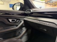 Lamborghini Urus 4.0 V8 BiTurbo SUV 5dr Petrol Auto 4WD Euro 6 (650 ps) 75