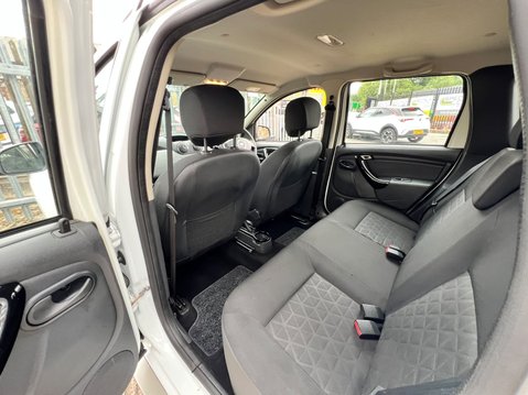 Dacia Duster LAUREATE DCI 61
