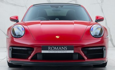 Porsche 911 Carrera 4 GTS (992) 7