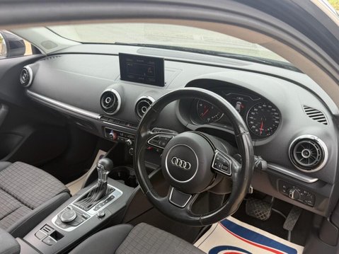 Audi A3 1.6 TDI Sport Hatchback 3dr Diesel S Tronic Euro 5 (s/s) (105 ps) 10