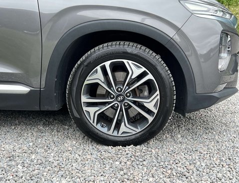 Hyundai SANTA FE 2.2 Santa Fe Premium SE CRDi Auto 4WD 5dr 13