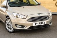 Ford Focus TITANIUM X 10