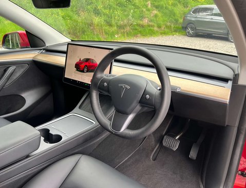 Tesla Model Y ModeL Y Long Range AWD 4WD 5dr 17