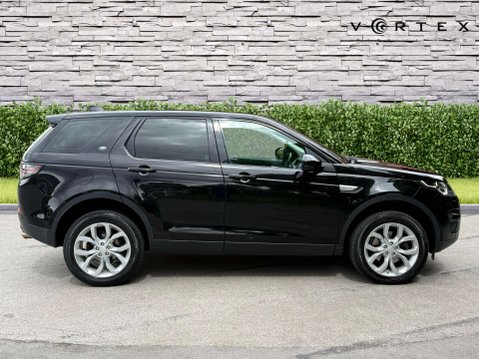 Land Rover Discovery Sport 2.0 Discovery Sport HSE TD4 Auto 4WD 5dr 8