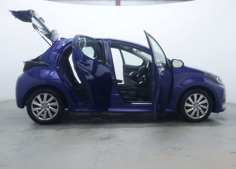 Toyota Yaris 1.5 Yaris Icon HEV CVT 5dr 56