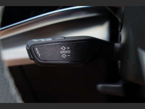 Audi Q8 3.0 TDI V6 50 S line SUV 5dr Diesel Tiptronic quattro Euro 6 (s/s) (286 ps) 23