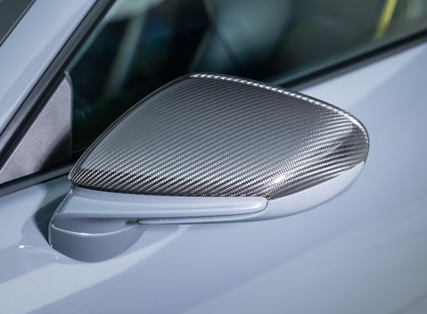 Porsche 911 GT3 TOURING (992) 31