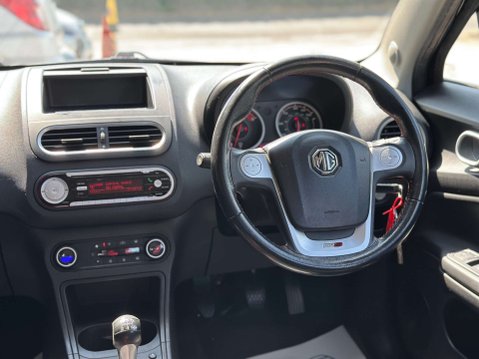 MG MG3 1.5 MG3 Style Luxury VTi-Tech 5dr 12