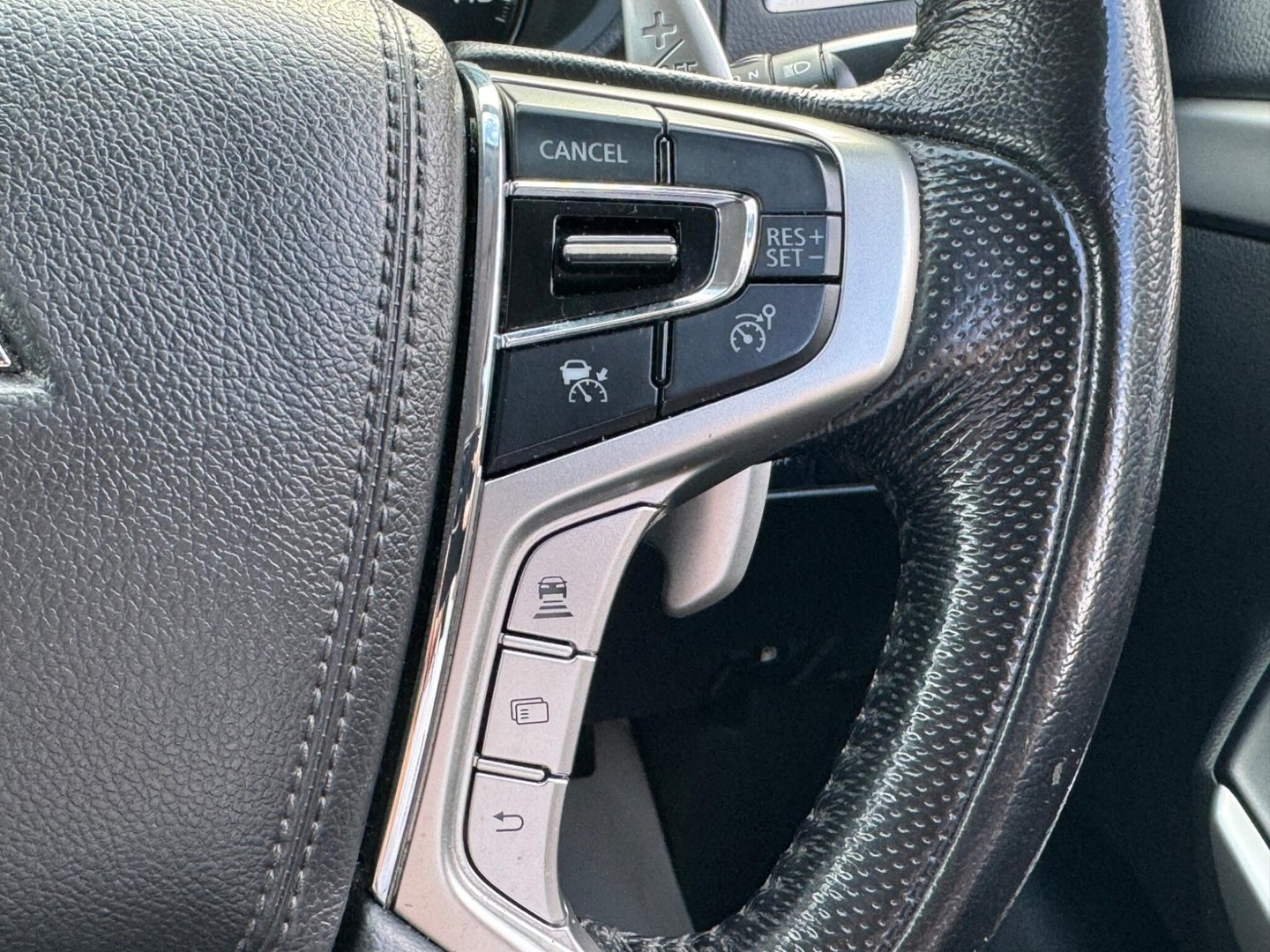 2021 Mitsubishi Shogun Sport — image 24