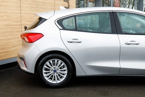 Ford Focus TITANIUM 7