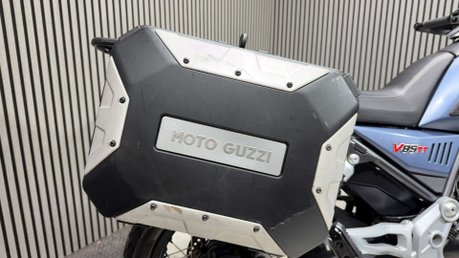 Moto Guzzi V85 850 TT 2019 37K MOT SEPTEMBER 2027 PANNIERS ADVENTURE BIKE 39
