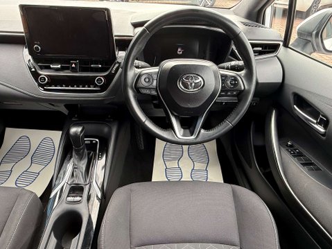 Toyota Corolla 1.8 VVT-h GPF Icon Tech Hatchback 5dr Petrol Hybrid CVT Euro 6 (s/s) (122 p 35
