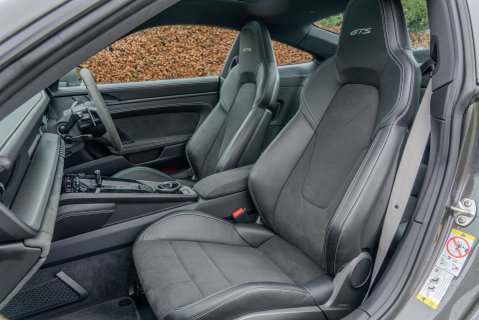 Porsche 911 3.0 911 Carrera GTS PDK 9