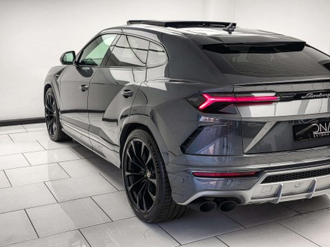 Lamborghini Urus 4.0 V8 BiTurbo SUV 5dr Petrol Auto 4WD Euro 6 (650 ps) 45