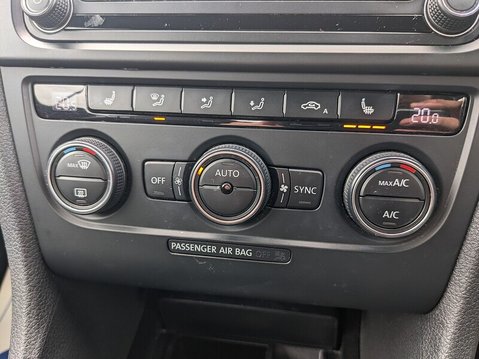 Volkswagen Golf GT TDI BLUEMOTION TECHNOLOGY 37