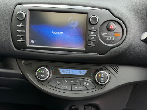 Toyota Yaris VVT-I EXCEL 33