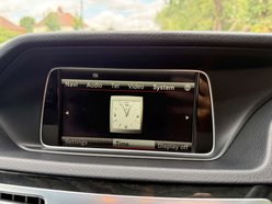 Mercedes-Benz E Class 2.1 E220 SE CDi Auto 5dr 52