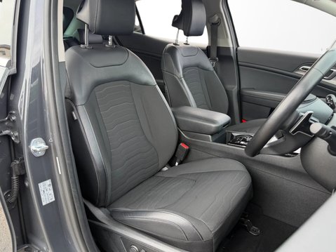 Kia Sportage 1.6T GDi HEV 4 5dr Auto 18