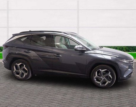 Hyundai TUCSON T-GDI ULTIMATE Petrol Hybrid 3