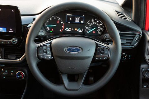 Ford Fiesta TREND 21