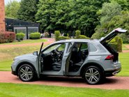 Volkswagen Tiguan 2.0 TDI Elegance DSG 4Motion Euro 6 (s/s) 5dr 12