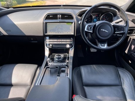 Jaguar XE 2.0i GPF R-Sport Auto Euro 6 (s/s) 4dr 20